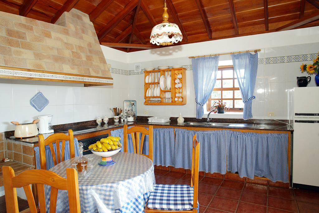 Vila Atilio Puntallana Exteriér fotografie